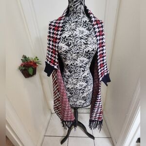 Houndstooth thick soft material wrap poncho lpng line with arm hole OS